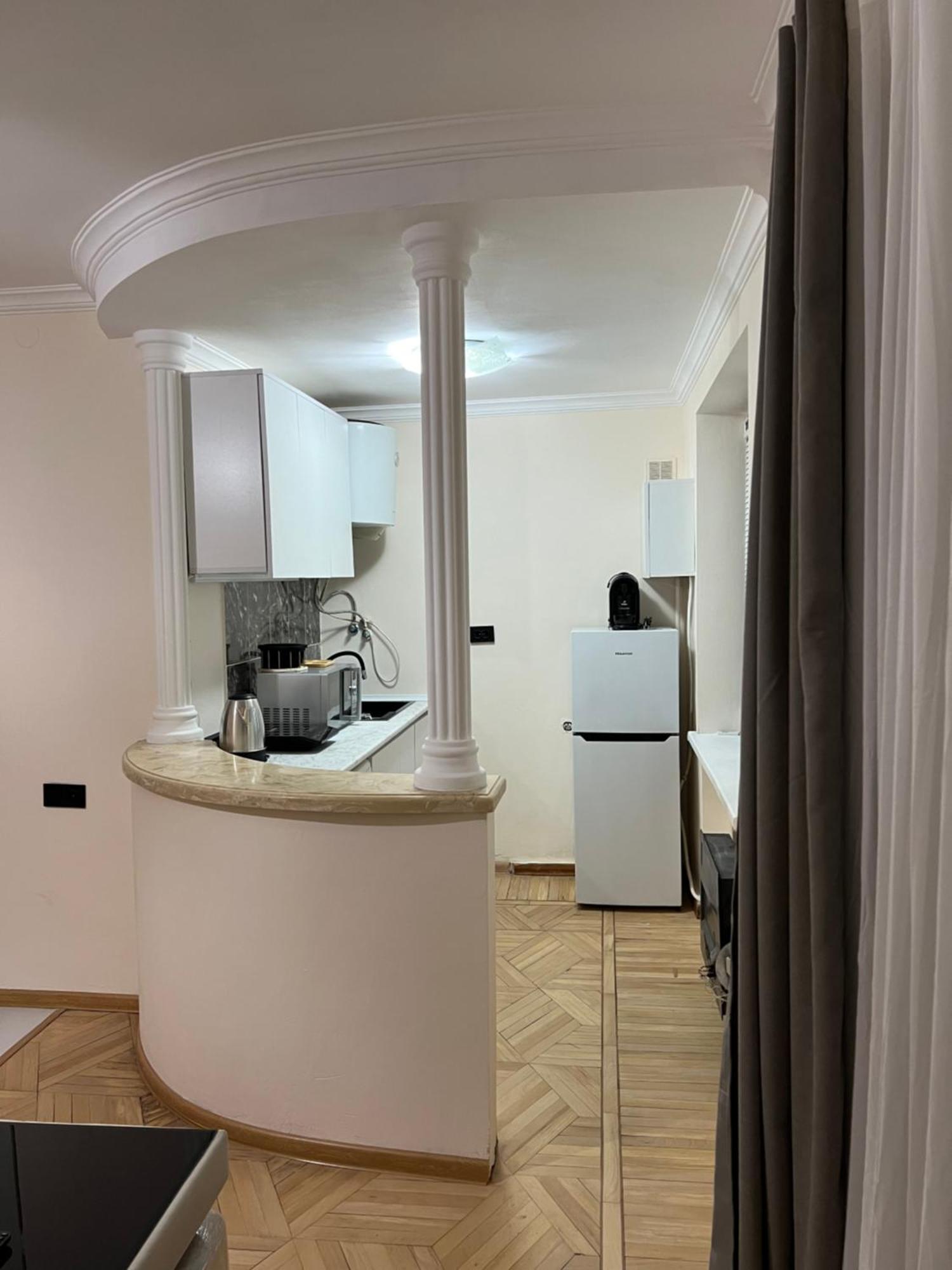 Maco'S Apartment كوتايسي المظهر الخارجي الصورة